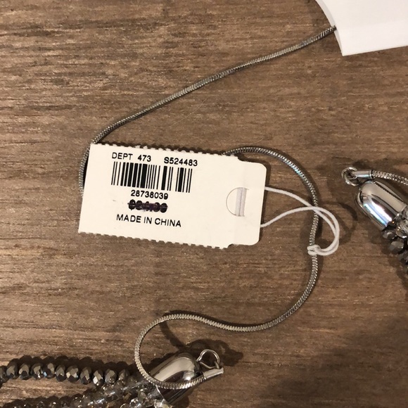 NWT- LOFT Outlet Necklace - Picture 4 of 4